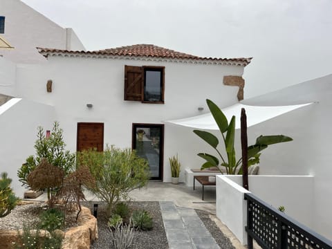 Garden, Balcony/Terrace