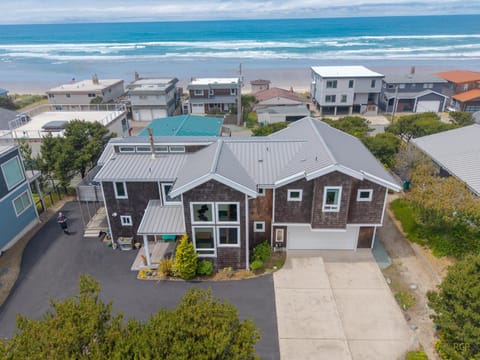 Rockaway Getaway House in Rockaway Beach