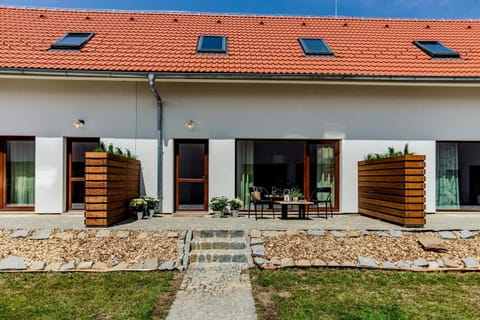 Patio, Balcony/Terrace, Garden view