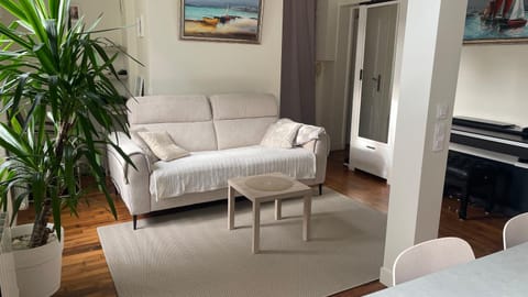 Family Parisian loft , Center 25 min, 3 Bedrooms Apartment in Île-de-France