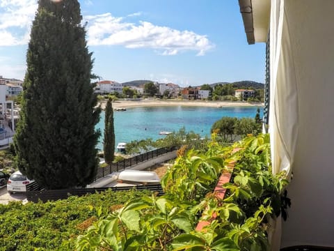 Natural landscape, Garden view, Sea view