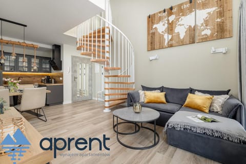 Kitchen or kitchenette, Living room, Seating area