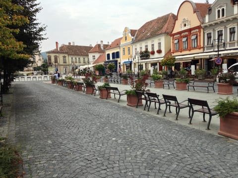 Neighbourhood