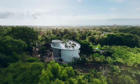 Property building, Bird's eye view