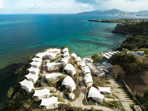 Property building, Day, Natural landscape, Bird's eye view, Beach, Sea view