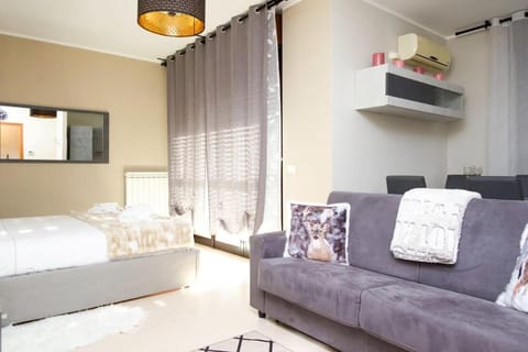 Comfort in Malpensa-Rho Fiera Milano 15 min Apartment in Legnano