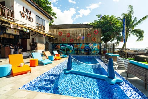 Swimming pool, sunbed
