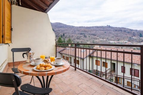 Day, Natural landscape, View (from property/room), Mountain view