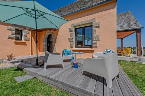 Villa - vue mer - 800m de la plage Villa in Locquirec