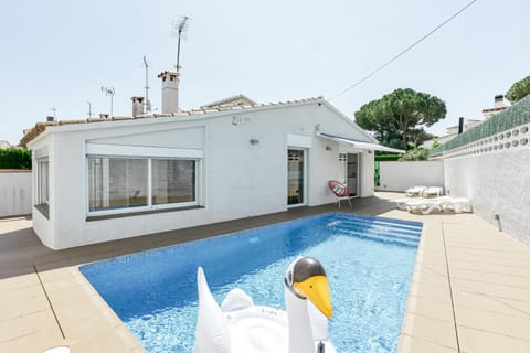 Property building, Living room, Swimming pool