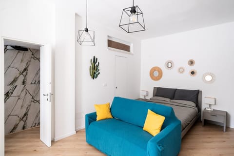 Yellow Apartment Apartment in Bari