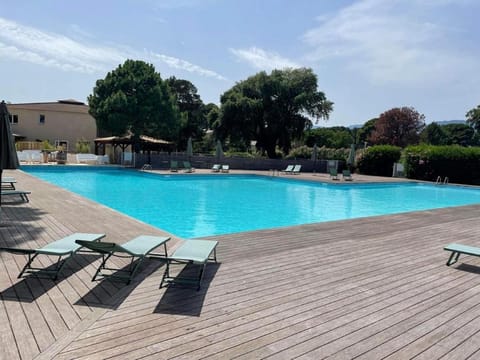 Pool view, Swimming pool, Open Air Bath, sunbed