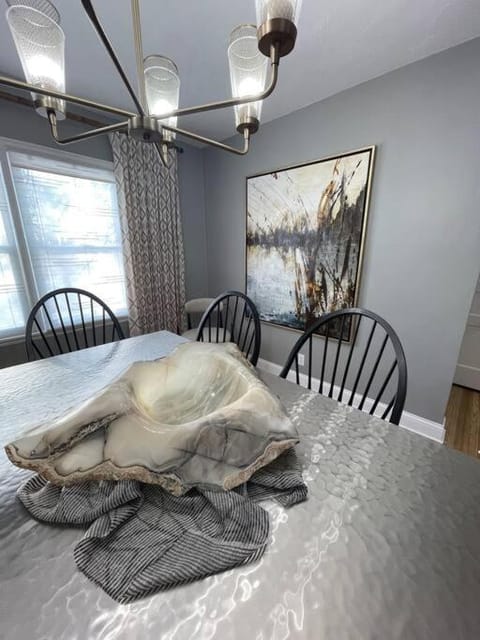 The Warm & Inviting Place House in Sioux Falls