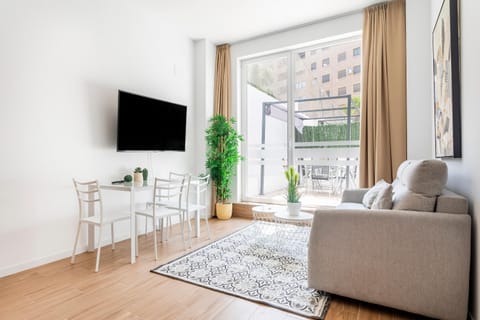 SOROLLA APARTMENTS CENTRAL Station Apartment in Valencia