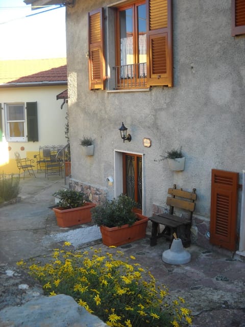Facade/entrance, Garden view, Landmark view