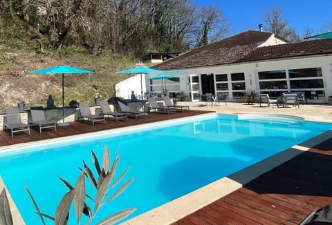 View (from property/room), Pool view