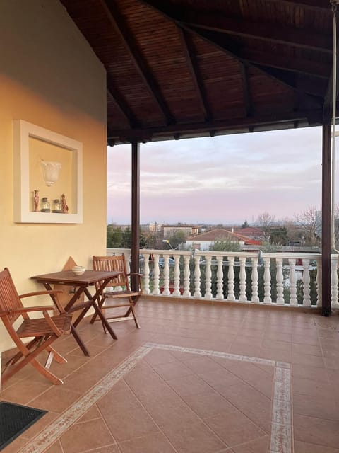 Athina's House Apartment in Decentralized Administration of Macedonia and Thrace