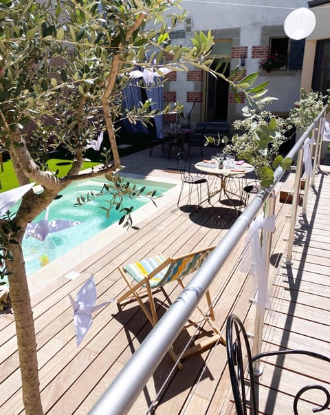 Balcony/Terrace, Swimming pool