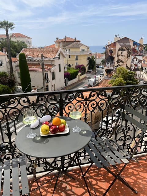 Day, Neighbourhood, Natural landscape, View (from property/room), Balcony/Terrace, Food and drinks, Other, Other, Other, Dining area, City view, Sea view, Street view, Drinks, Location