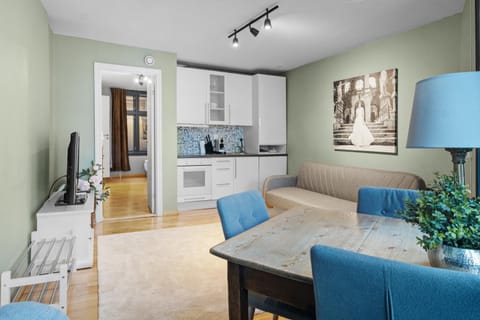 Living room, kitchen