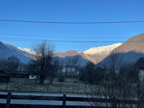 Nearby landmark, Natural landscape, Mountain view