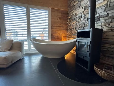 Living room, Bath, flat iron