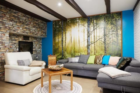 TV and multimedia, Living room, Seating area