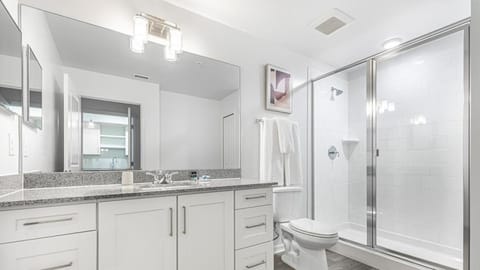 Landing Modern Apartment with Amazing Amenities (ID8711X57) Apartment in North Fort Myers