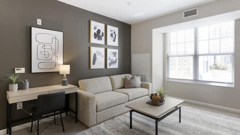 Landing Modern Apartment with Amazing Amenities (ID8750X25) Apartment in Worthington