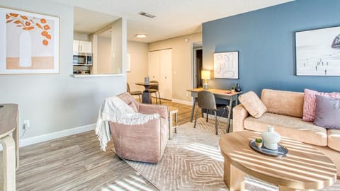 Landing Modern Apartment with Amazing Amenities (ID8221X58) Apartment in Casas Adobes