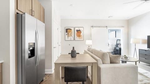 Landing Modern Apartment with Amazing Amenities (ID8930X28) Apartment in The Gulch