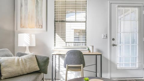 Landing Modern Apartment with Amazing Amenities (ID1401X027) Apartment in Tucson