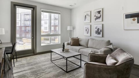 Landing Modern Apartment with Amazing Amenities (ID7370X74) Apartment in Madison