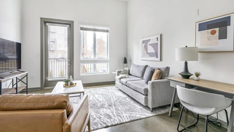 Landing Modern Apartment with Amazing Amenities (ID7403X37) Apartment in Madison