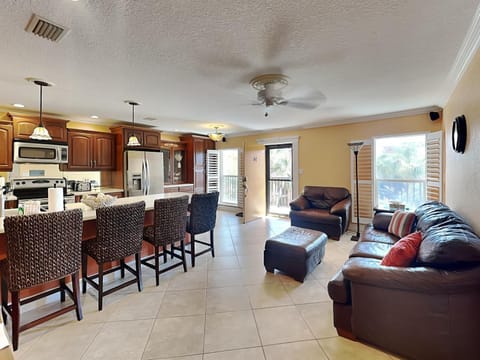 Kitchen or kitchenette, Living room, Seating area, furniture