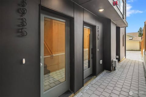 Seattle Charm, near university,3 BR,W&D, fast wifi Apartment in Lake Union