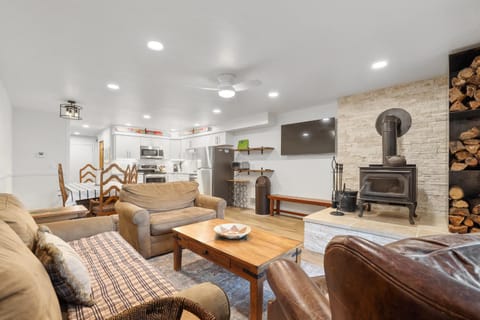 Luxury at Altitude – Base Camp 2 Bedroom condo Apartment in Kirkwood