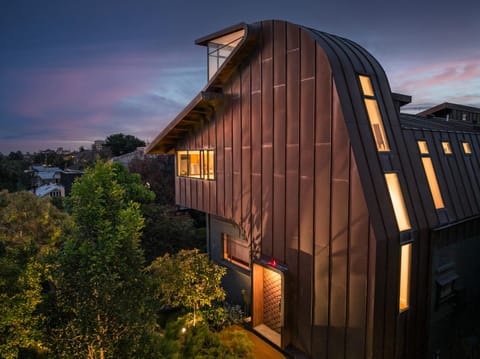 Property building, Natural landscape
