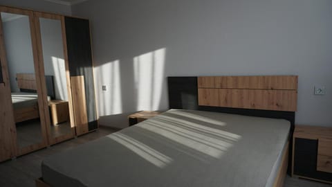 Bed, Bedroom, wardrobe