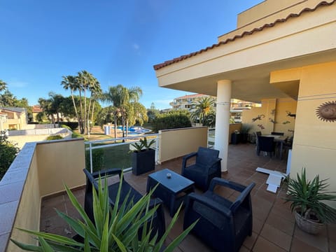 Balcony/Terrace, Pool view