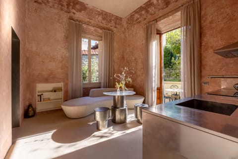 Living room, Dining area