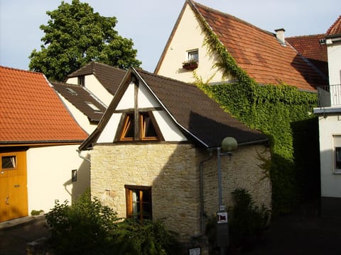 Property building, Day