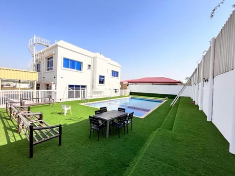 4 Bedrooms villa for rent Apartment in Ajman