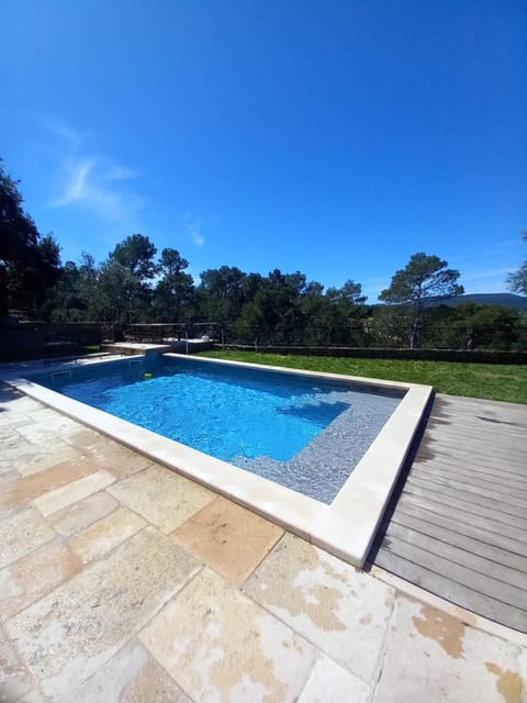 Villa au coucher de soleil inoubliable sur les collines Villa in Vidauban