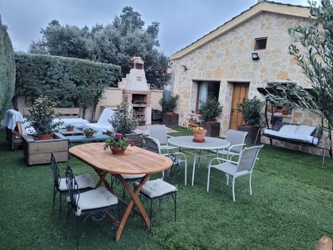 Property building, Garden view