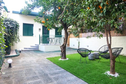 Property building, Day, Seating area, Garden view