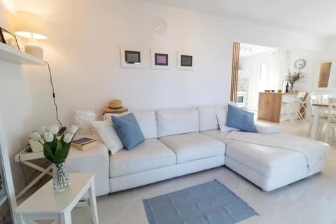 Summer House Villa Nadini Dvori Villa in Split-Dalmatia County