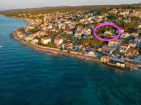 Summer House Villa Nadini Dvori Villa in Split-Dalmatia County