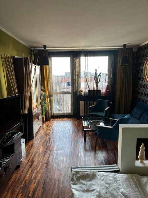 TV and multimedia, Balcony/Terrace, Living room, Seating area