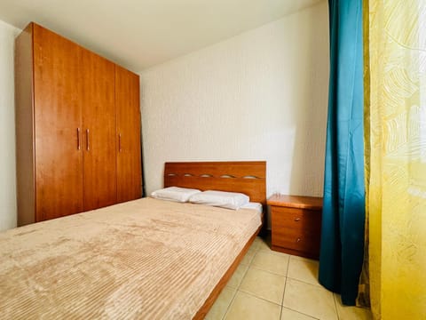 Bed, Bedroom, wardrobe